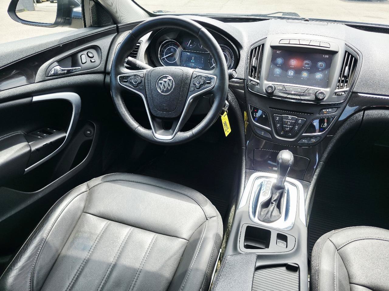 Used 2017 Buick Regal Sport Touring FWD image 21