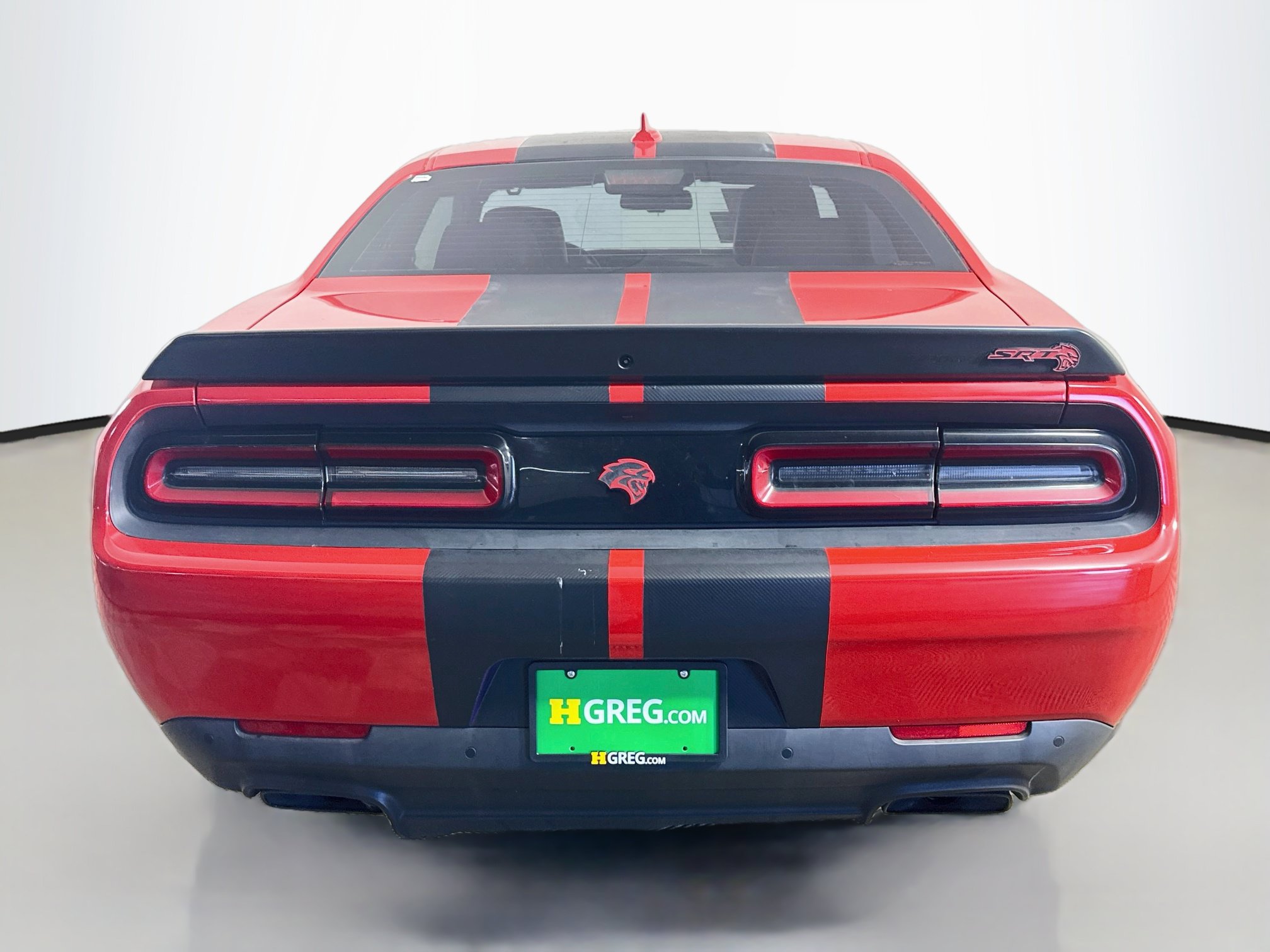 Used 2016 Dodge Challenger SRT Hellcat RWD image 8