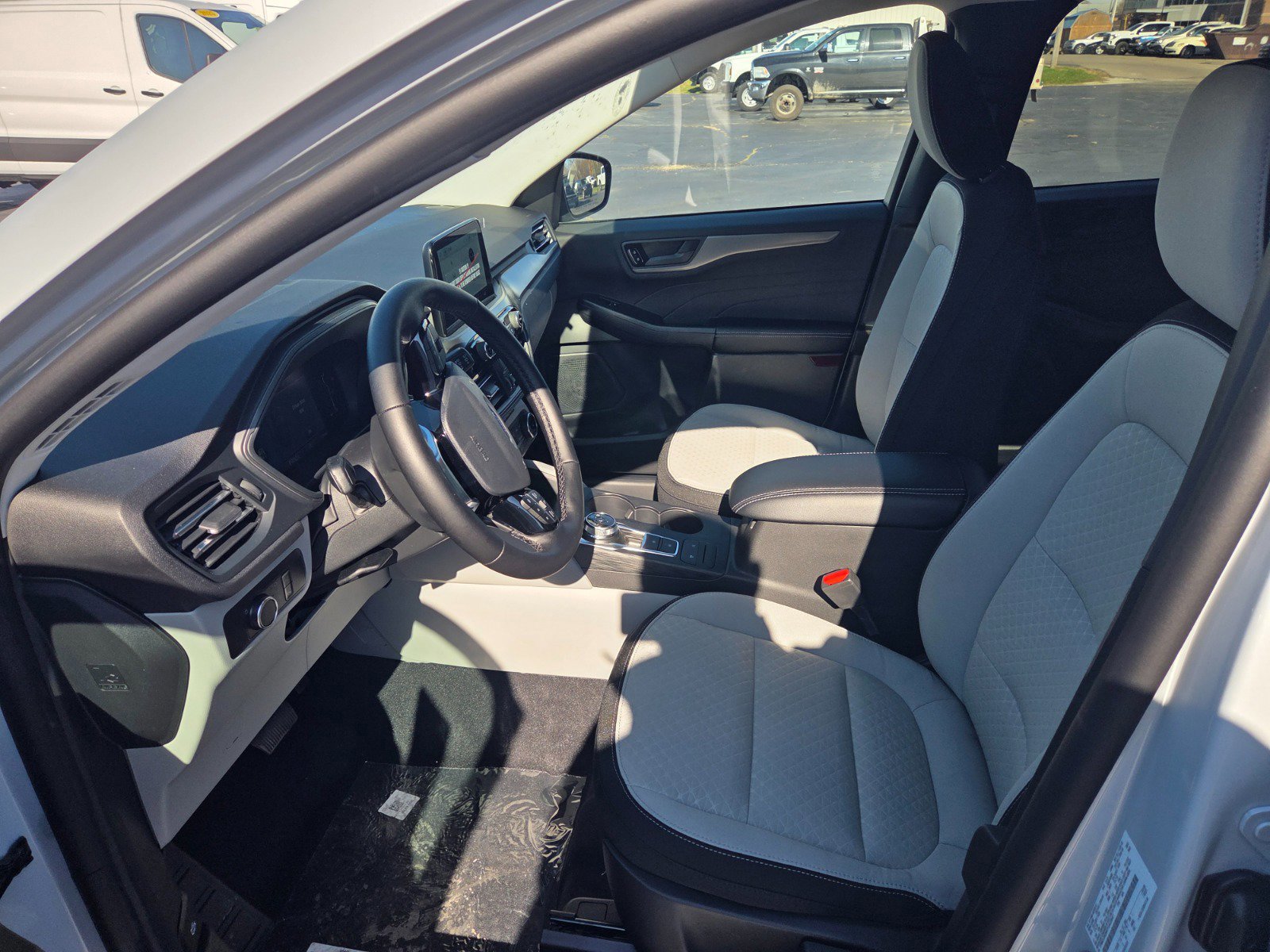 New 2026 Ford Escape Active w/ Cold Weather Package image 32