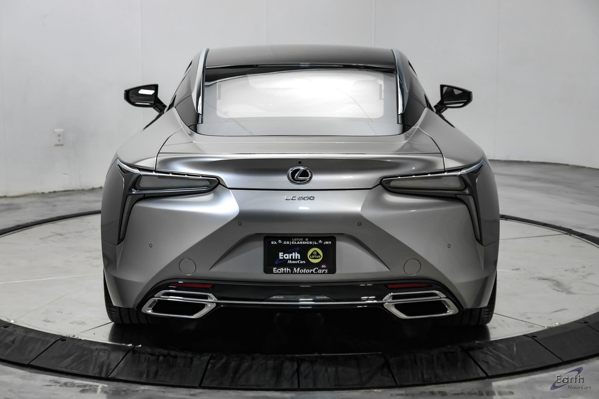 Used 2018 Lexus LC 500 Coupe w/ Performance Package RWD image 14