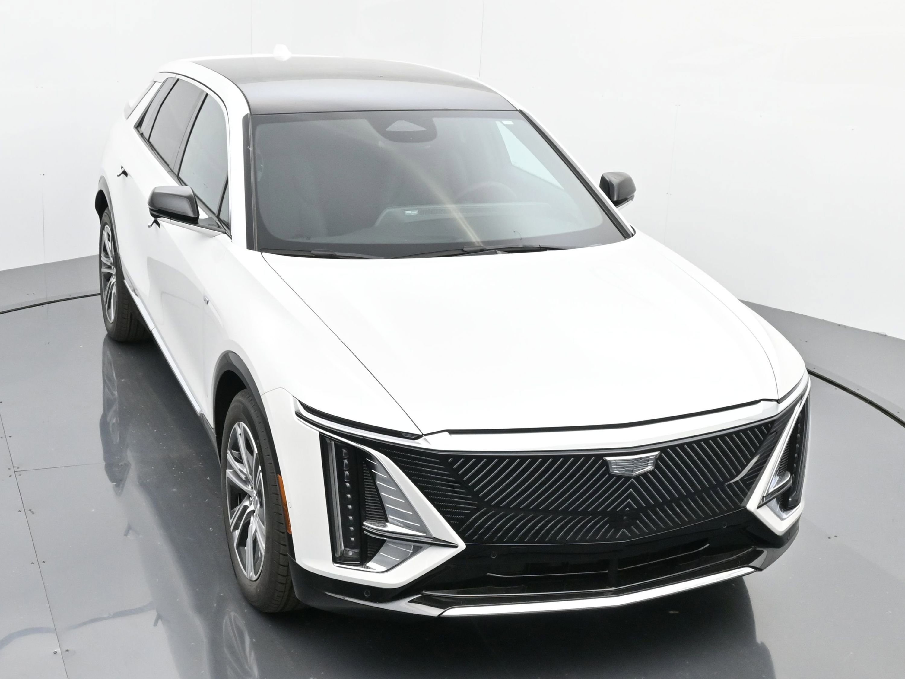 New 2025 Cadillac Lyriq Luxury image 30