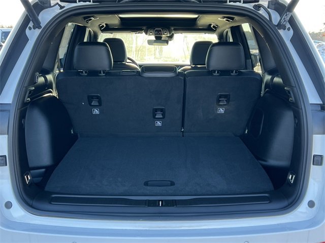 New 2025 Jeep Grand Cherokee Limited w/ Black Appearance Package image 40