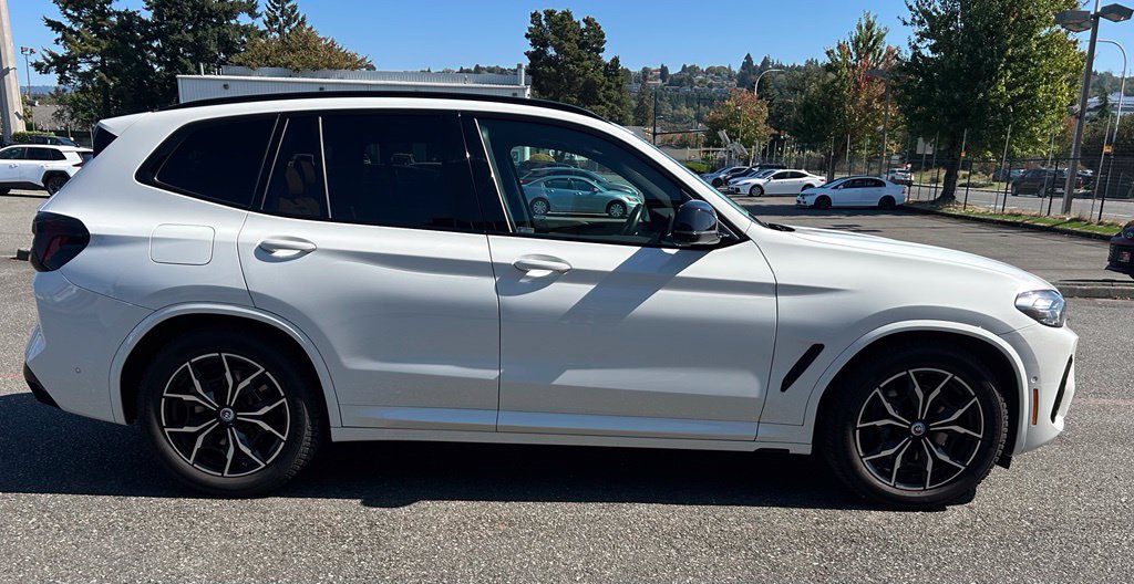Used 2023 BMW X3 M40i AWD/4WD image 4