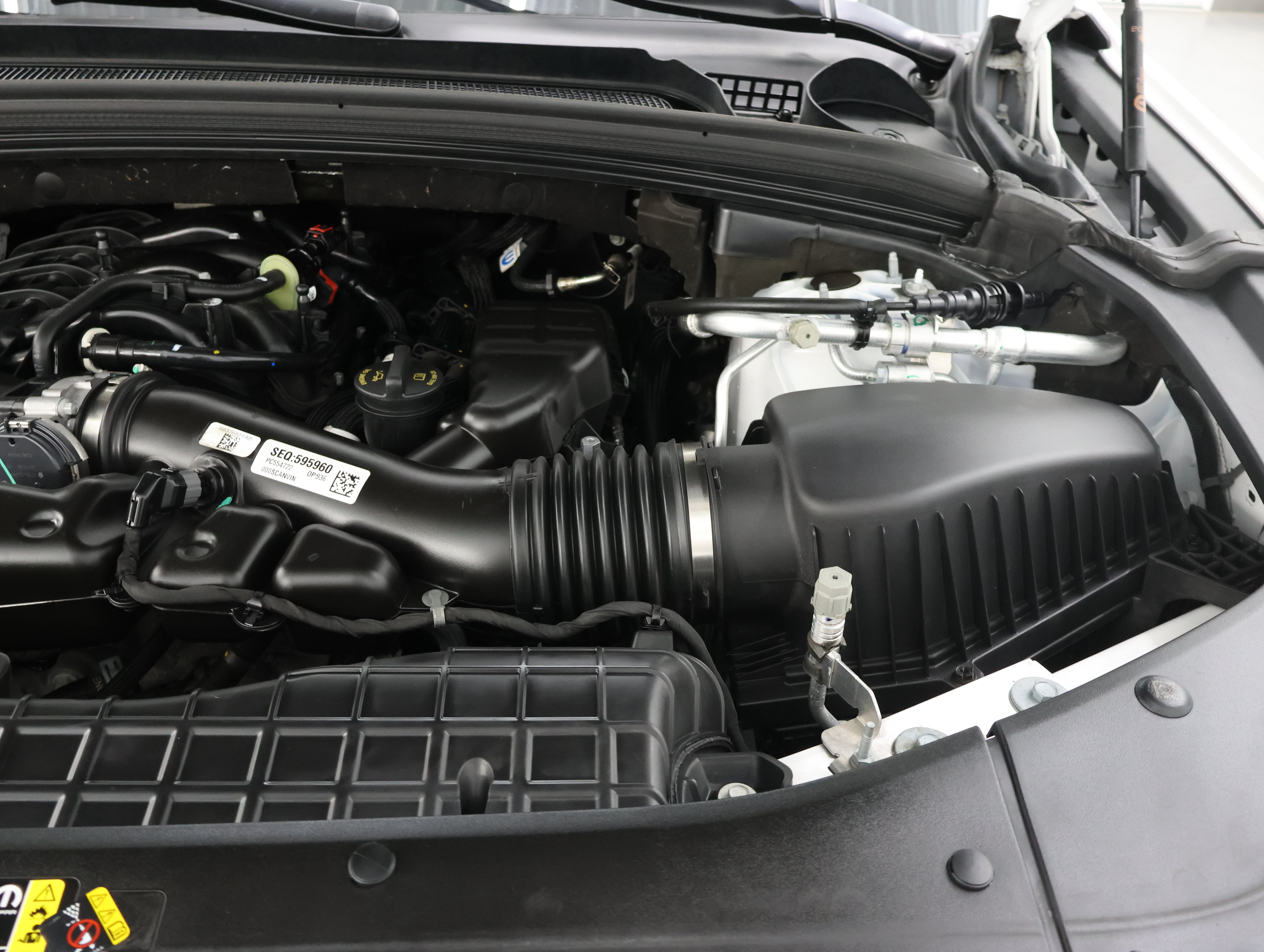 Used 2023 Jeep Grand Cherokee Altitude AWD/4WD image 18