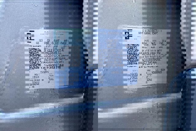 Used 2023 Cadillac XT4 Luxury w/ Cold Weather Package image 33