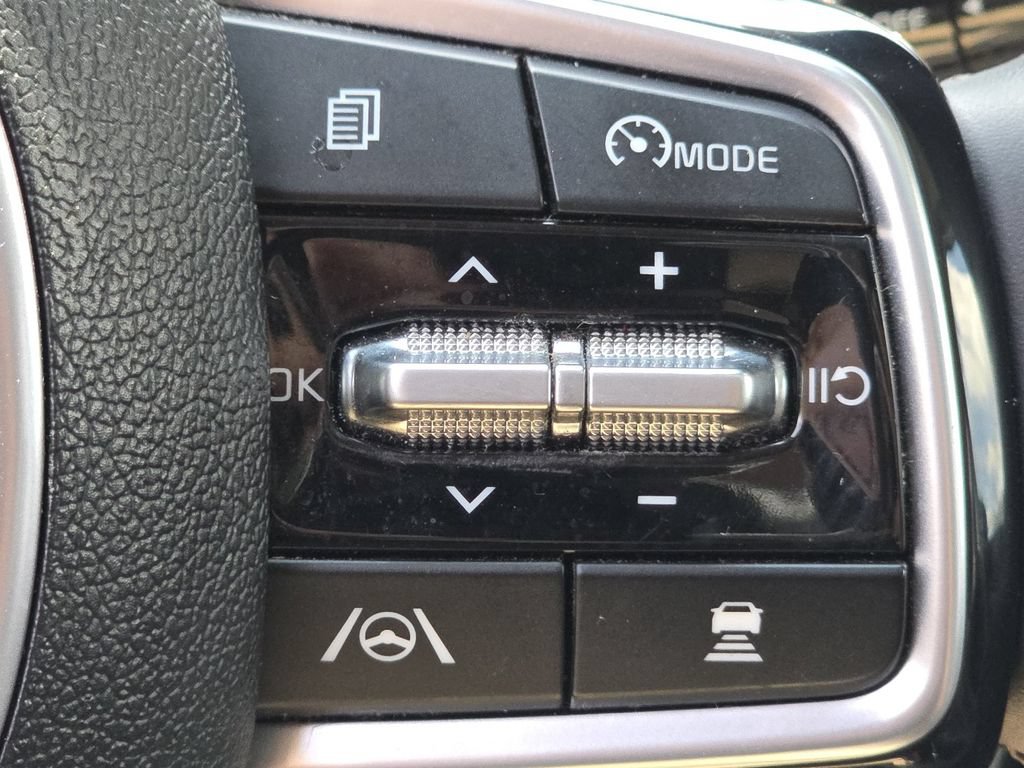 Used 2023 Kia Sorento SX FWD image 32