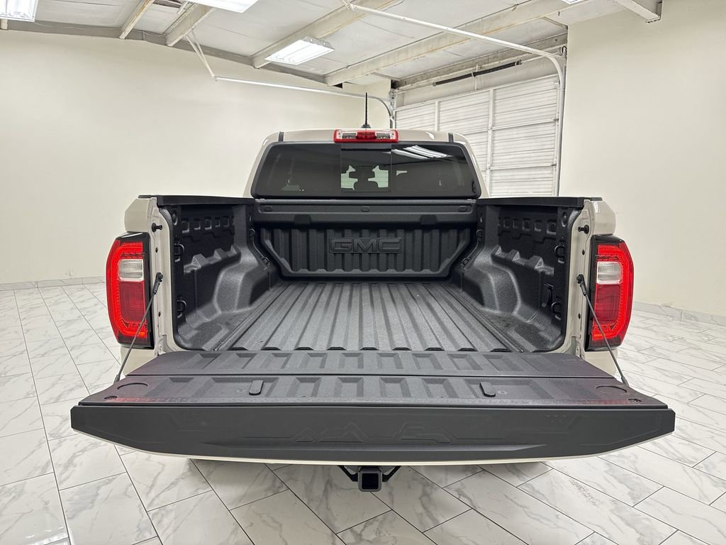 New 2026 GMC Canyon Elevation w/ Convenience Package image 27