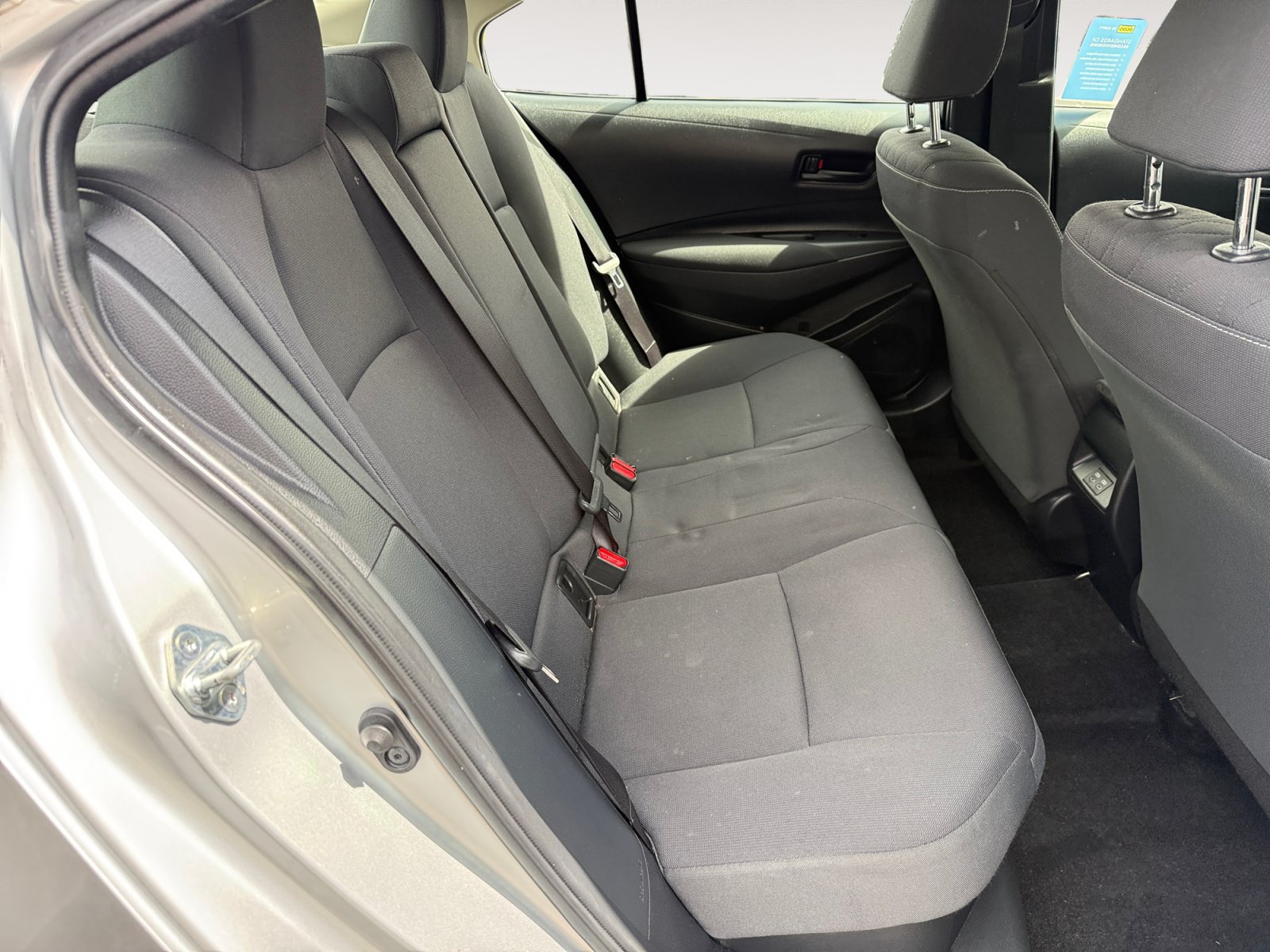Used 2023 Toyota Corolla LE w/ Carpet Mat Package (TMS) FWD image 18