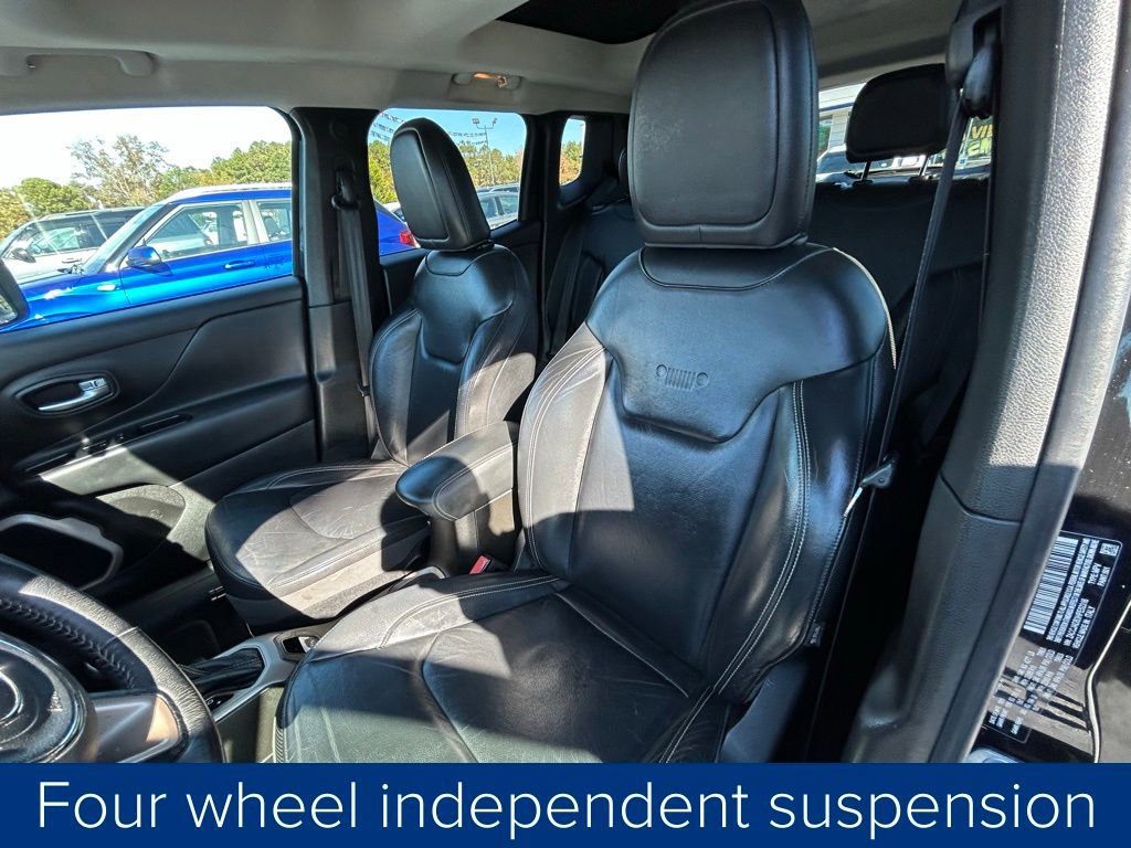Used 2017 Jeep Renegade Limited image 30