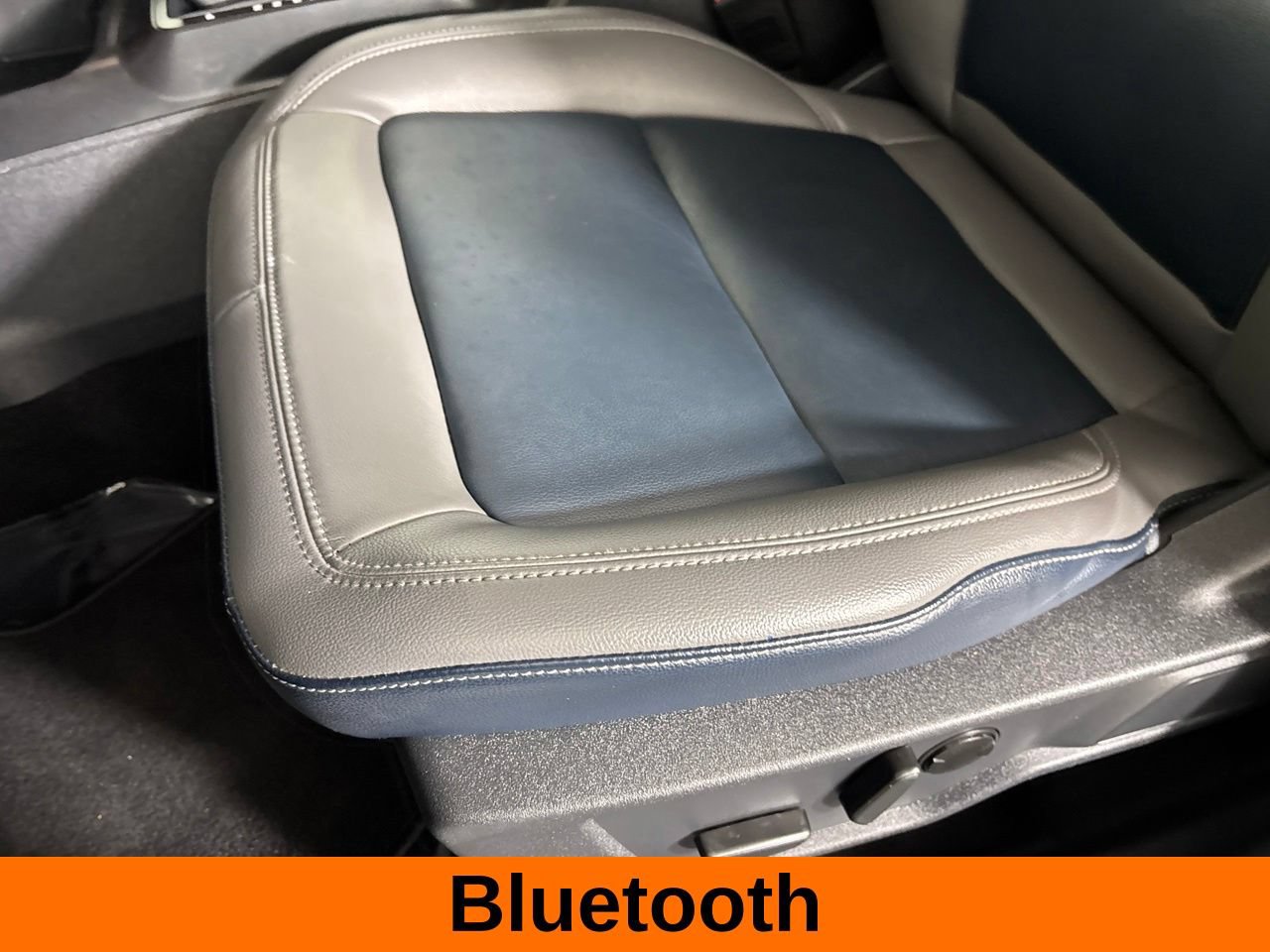 Used 2024 Ford Bronco Outer Banks AWD/4WD image 12