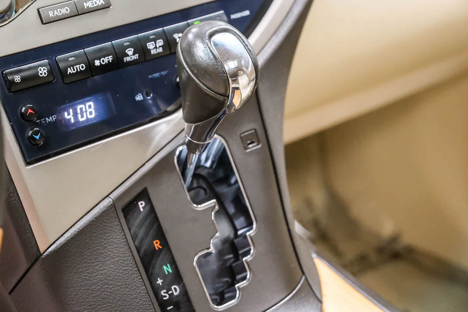 Used 2015 Lexus RX 450h FWD image 23