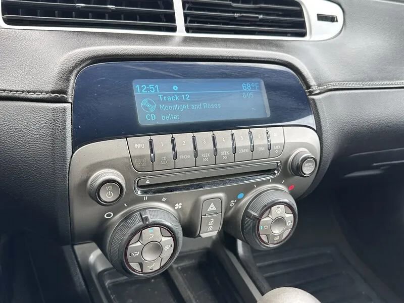 Used 2012 Chevrolet Camaro LS RWD image 21