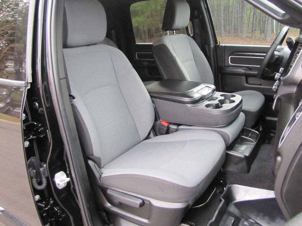 Used 2024 RAM 4500 SLT w/ Quick Order Package 2YG SLT image 15