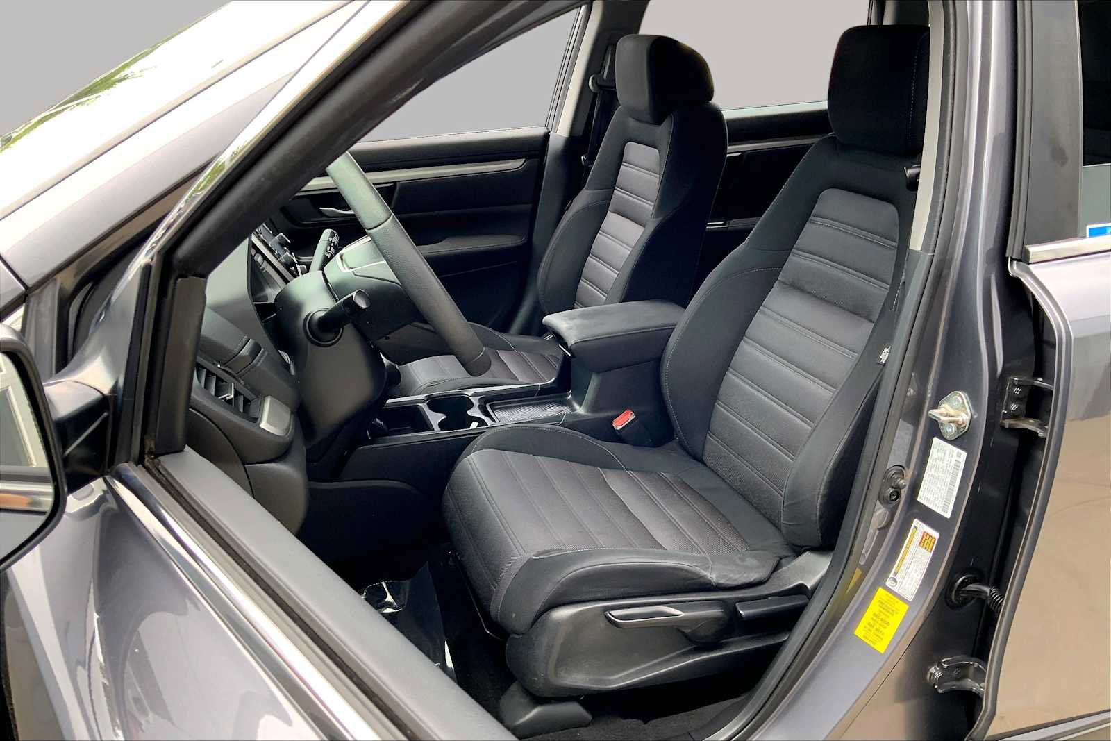 Used 2018 Honda CR-V LX image 7