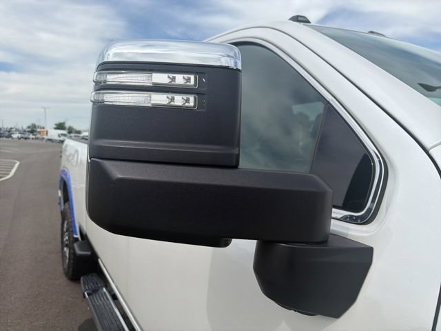 Used 2024 GMC Sierra 3500 SLT w/ SLT Convenience Package AWD/4WD image 7