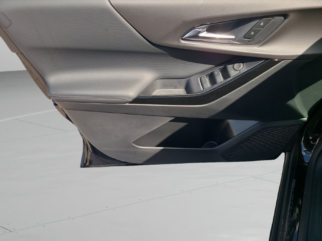 New 2027 Chevrolet Equinox LT FWD image 17