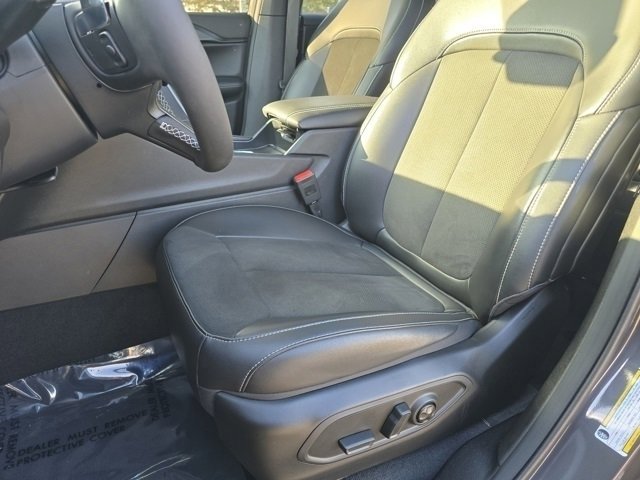 Used 2025 Jeep Grand Cherokee L Altitude image 5