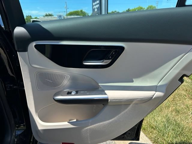 New 2026 Mercedes-Benz C 300 4MATIC Sedan image 17