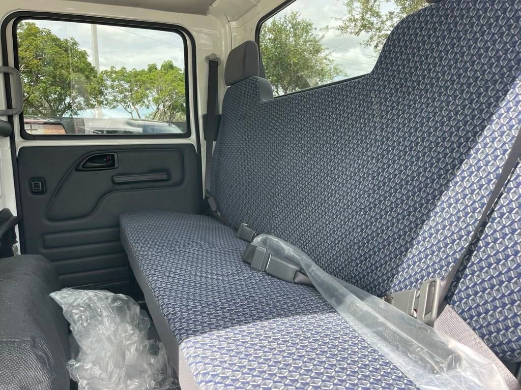 New 2024 Chevrolet Low Cab Forward image 7