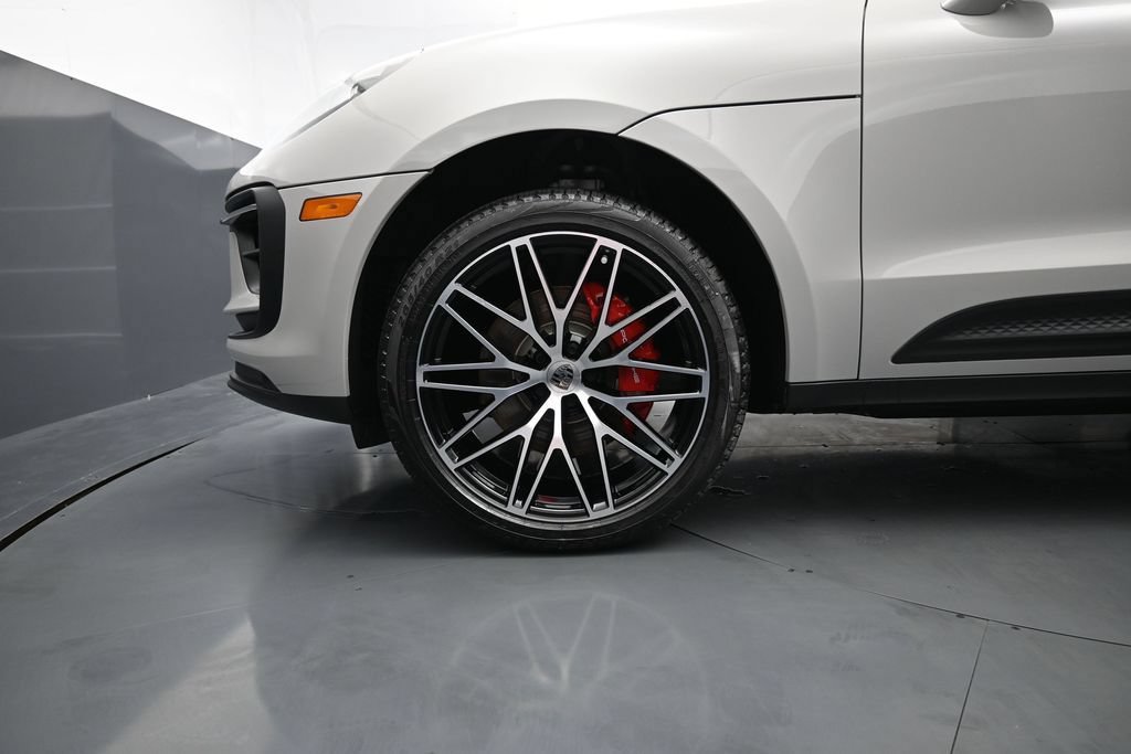 New 2026 Porsche Macan S AWD/4WD image 7