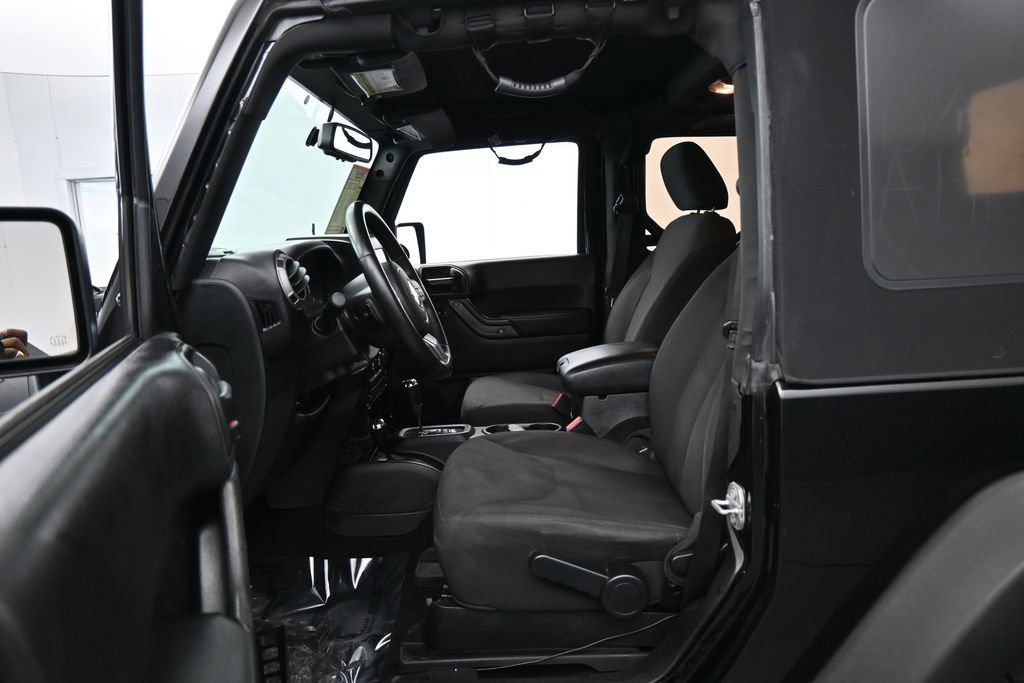 Used 2017 Jeep Wrangler Sport AWD/4WD image 11