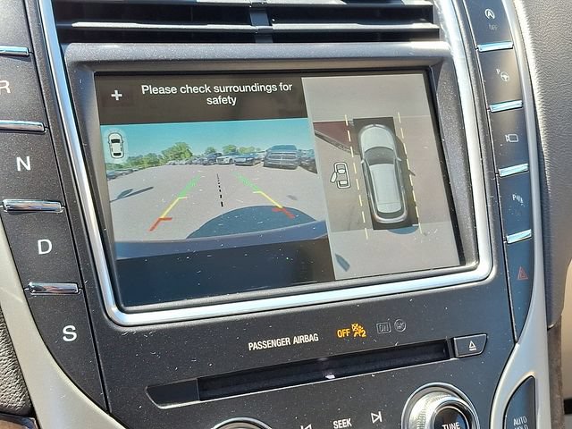 Used 2019 Lincoln Nautilus Reserve FWD image 14