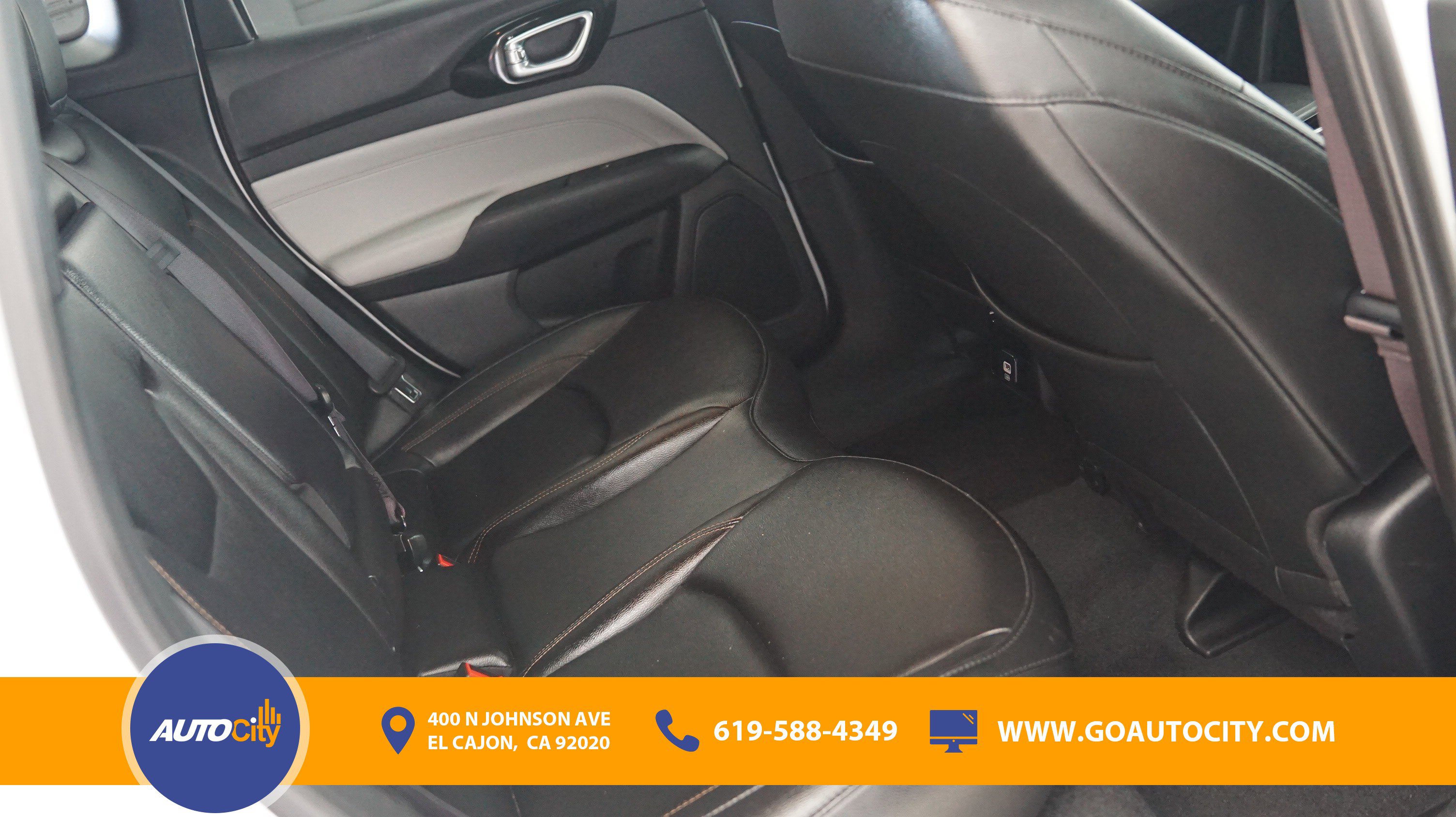 Used 2024 Jeep Compass Limited AWD/4WD image 13