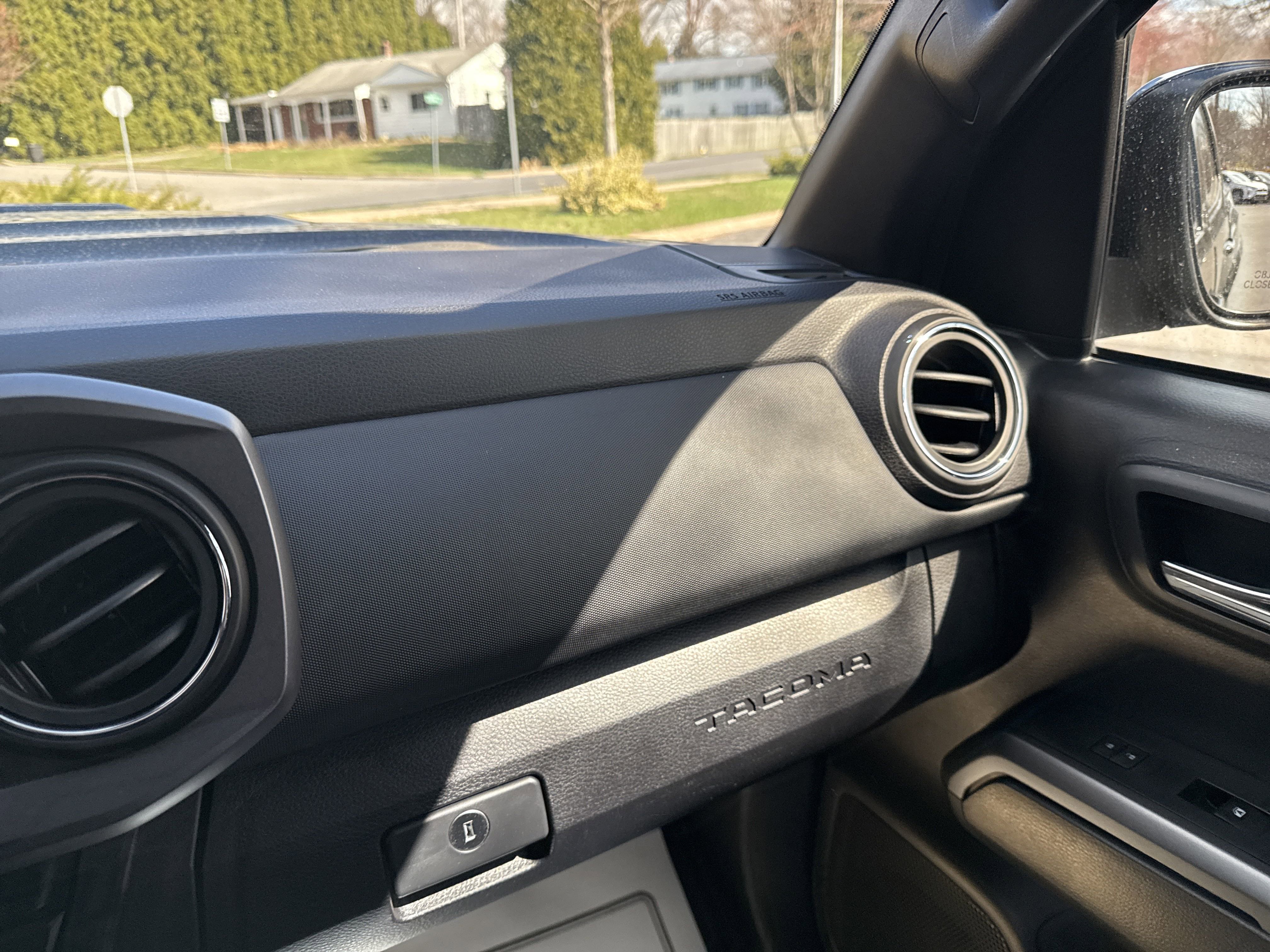 Used 2023 Toyota Tacoma TRD Sport image 38