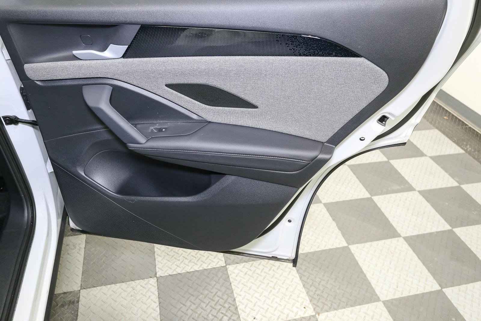 Used 2025 Volkswagen Tiguan S image 21