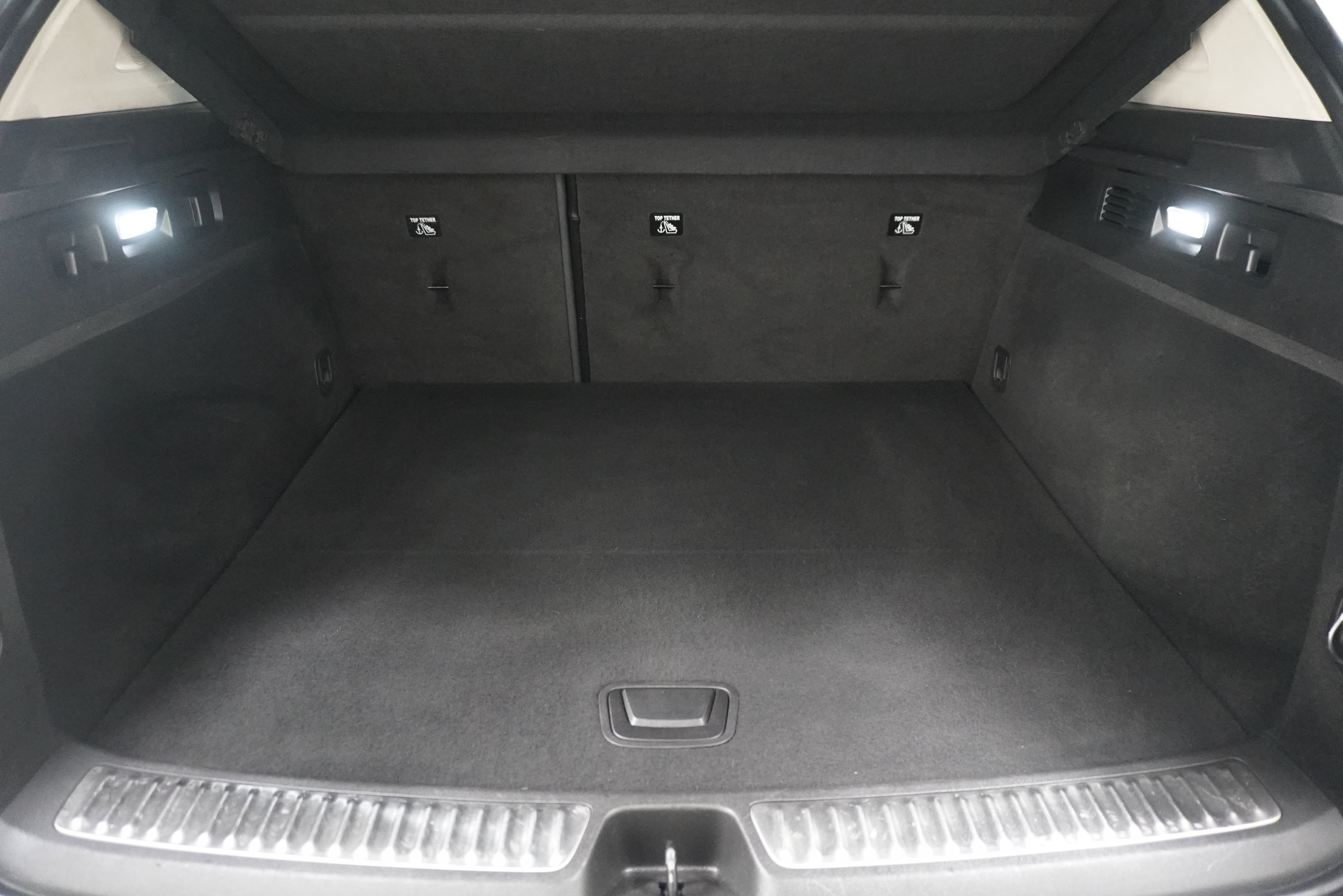 Used 2021 Buick Envision Essence w/ Sport Touring Package FWD image 28