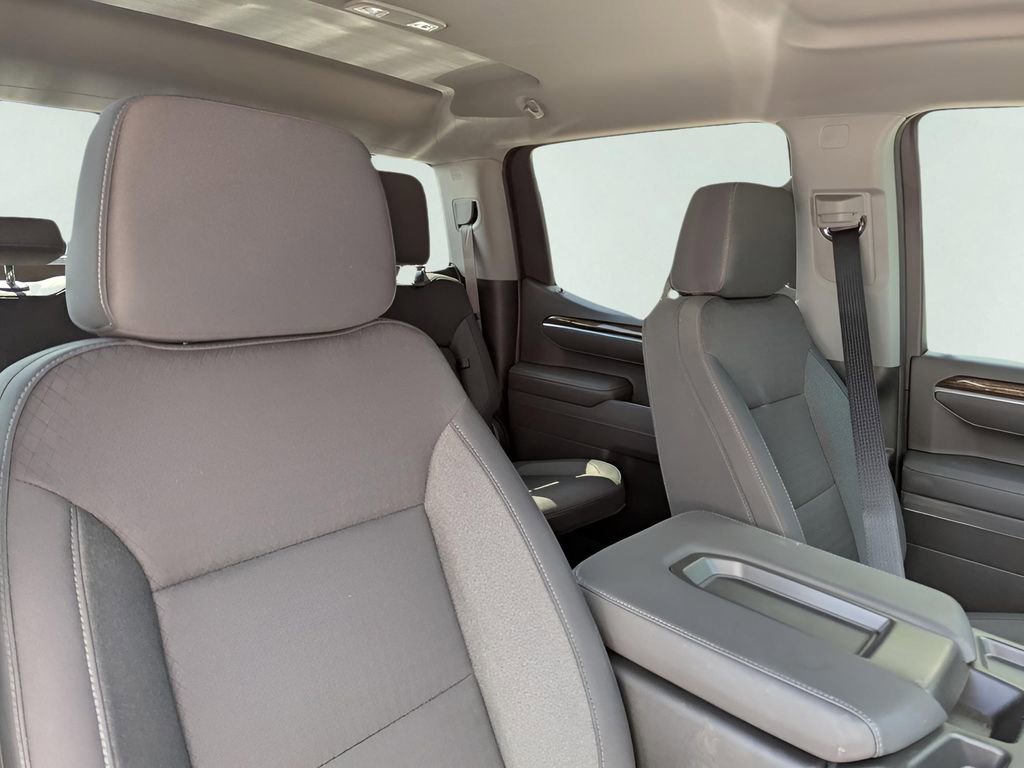 New 2025 GMC Sierra 1500 Elevation image 19