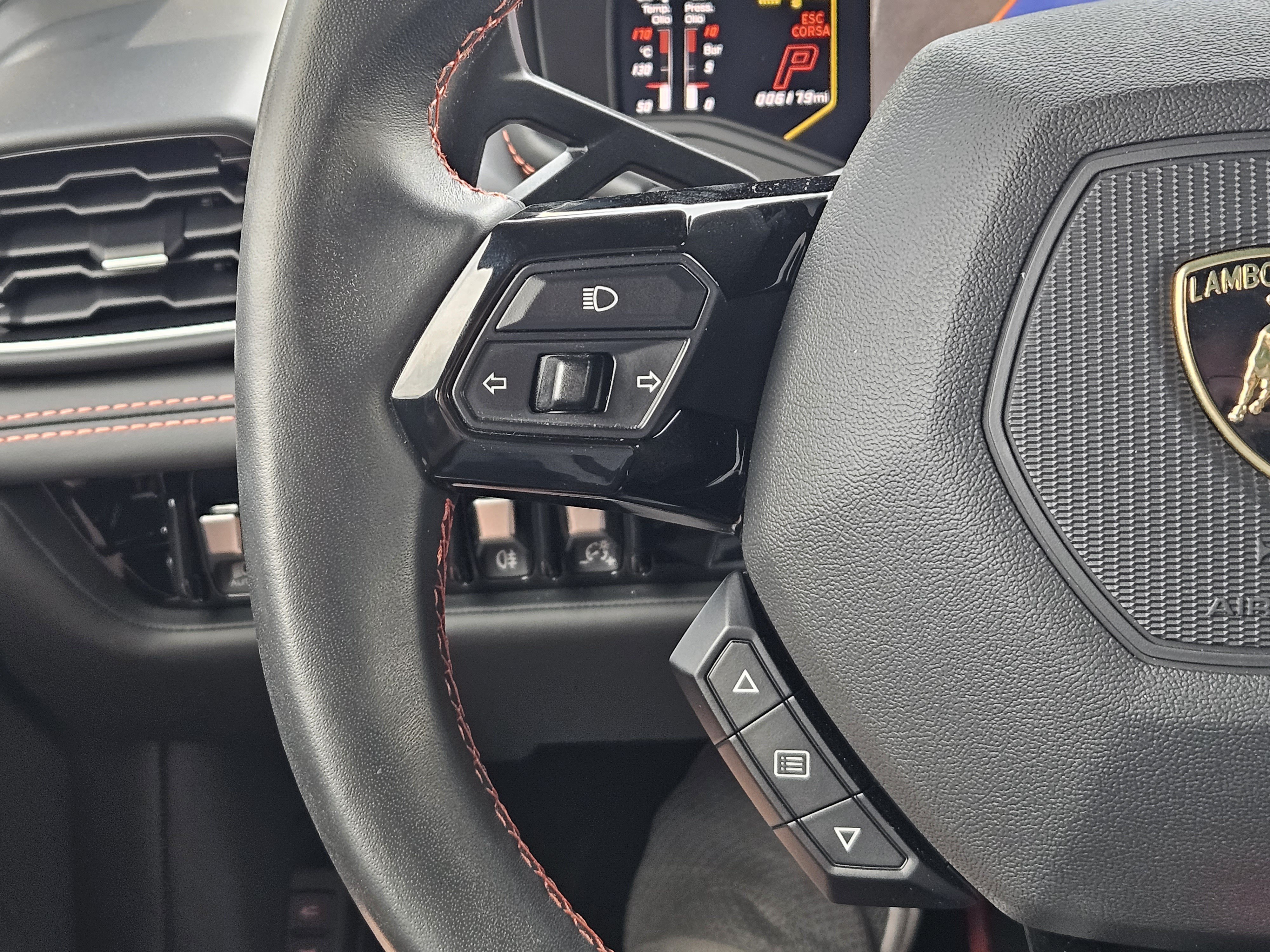 Used 2020 Lamborghini Huracan EVO AWD/4WD image 28