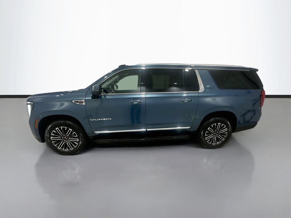 Used 2025 GMC Yukon XL Elevation RWD image 4