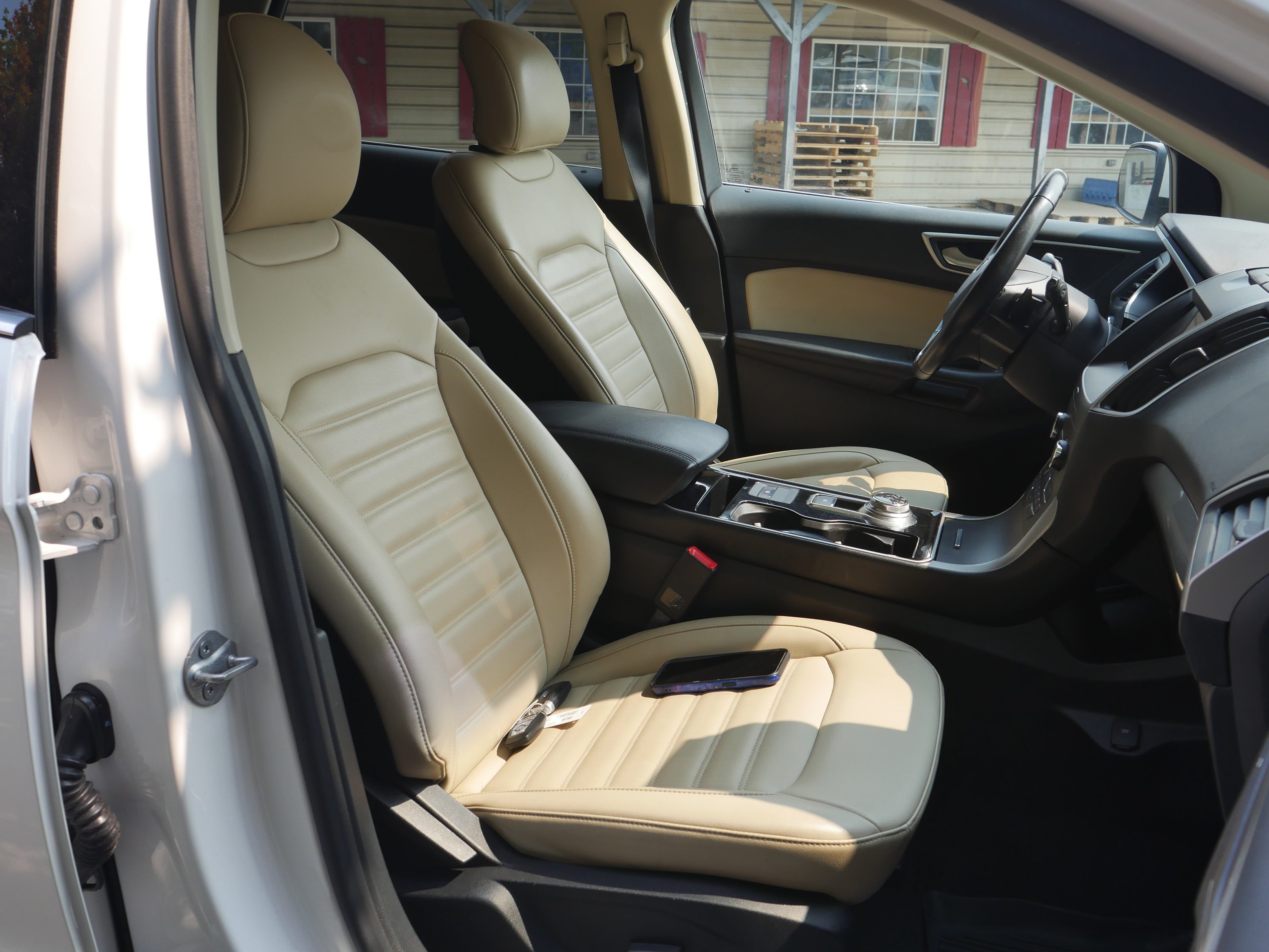 Used 2019 Ford Edge SEL w/ Equipment Group 201A AWD/4WD image 28