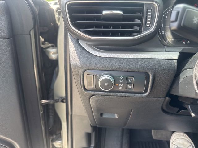 Used 2020 Ford Explorer XLT w/ Equipment Group 202A RWD image 21