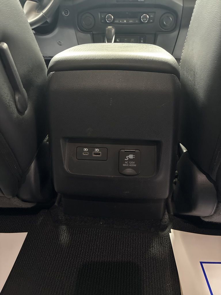 Used 2024 Nissan Frontier SL w/ Technology Package image 26