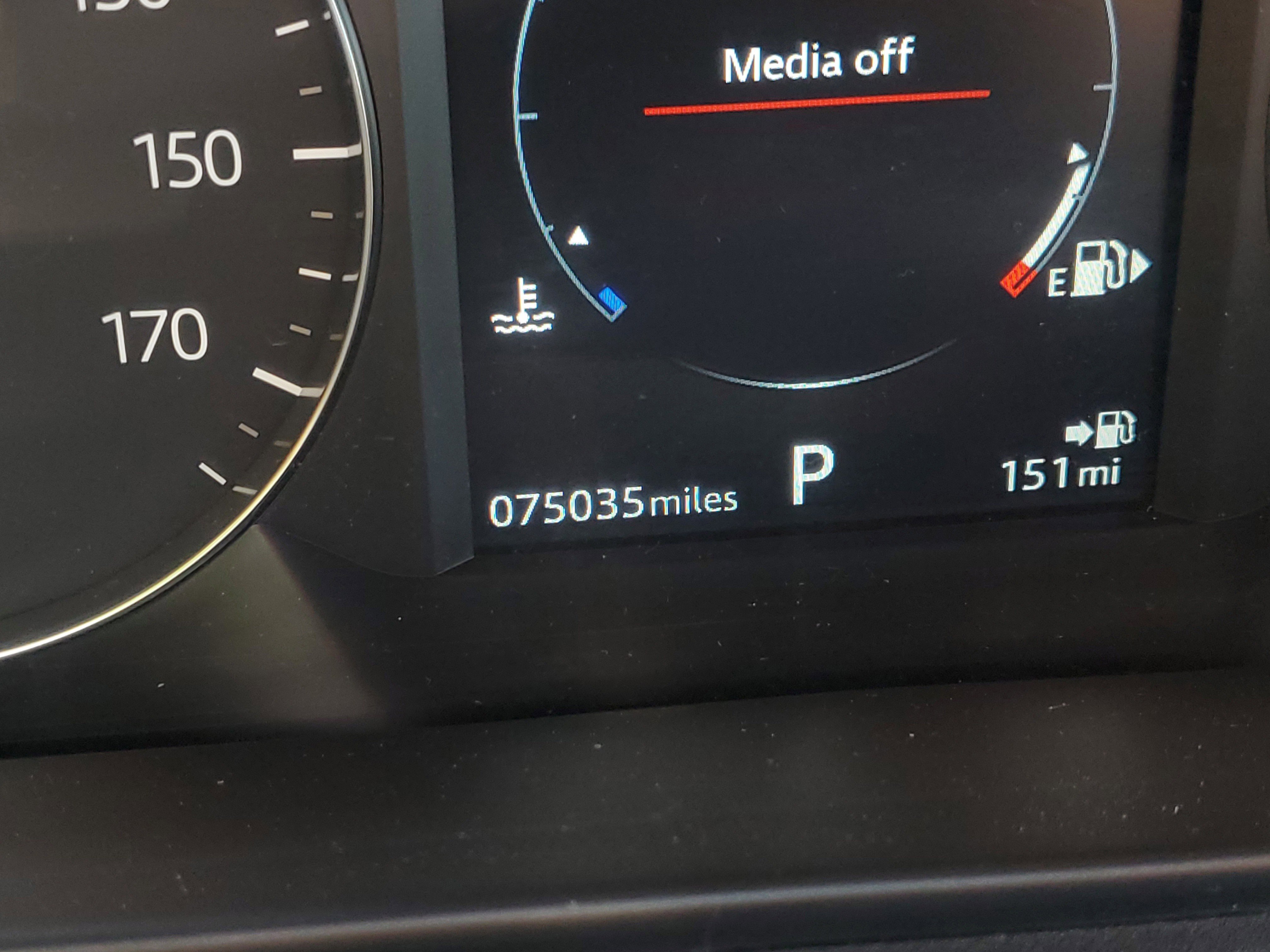 Used 2019 Land Rover Range Rover Velar S image 31