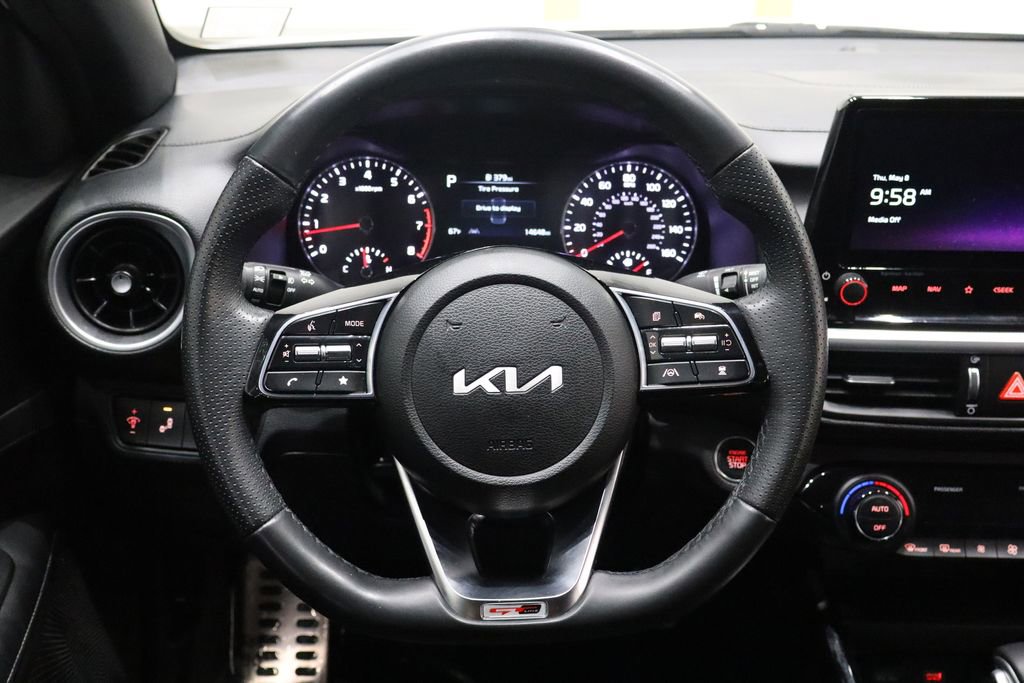 Used 2023 Kia Forte GT-Line w/ GT-Line Premium Package image 23