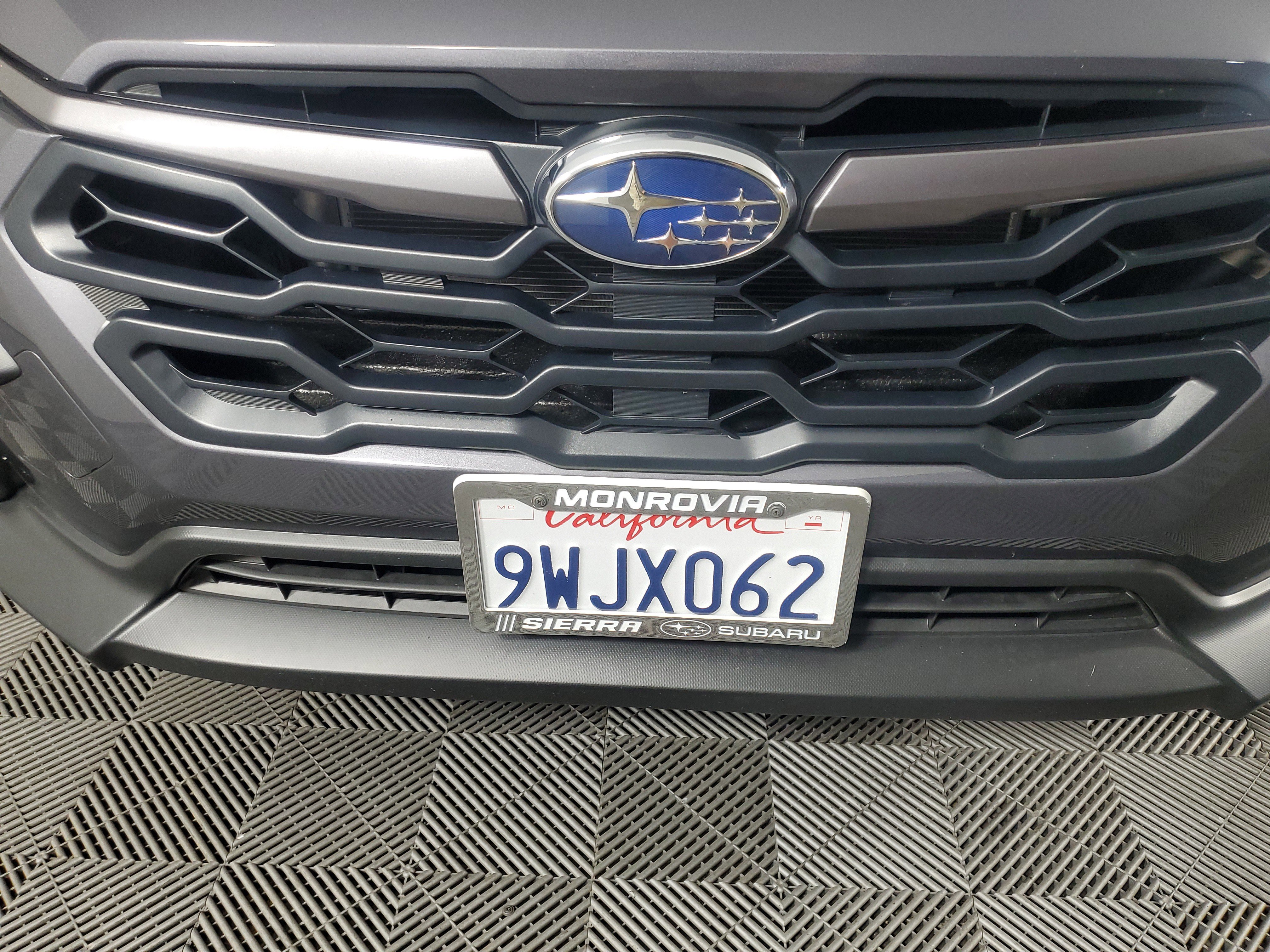 Used 2025 Subaru Crosstrek 2.5i Limited w/ Crosstrek Mirror Package AWD/4WD image 10