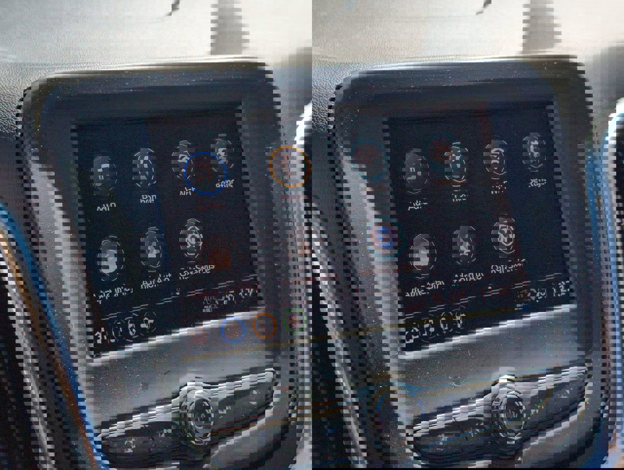 Used 2023 Chevrolet Equinox LT w/ Driver Convenience Package image 20