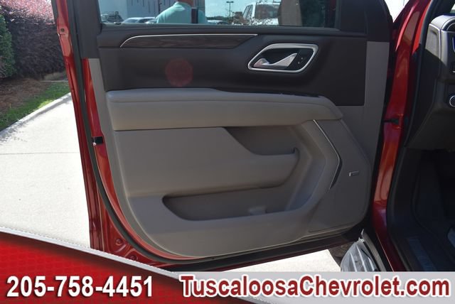 Used 2021 Chevrolet Tahoe LT w/ LT Signature Package RWD image 19