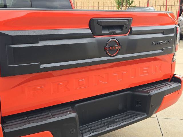 Certified 2025 Nissan Frontier PRO-4X w/ Interior Protection Package AWD/4WD image 13
