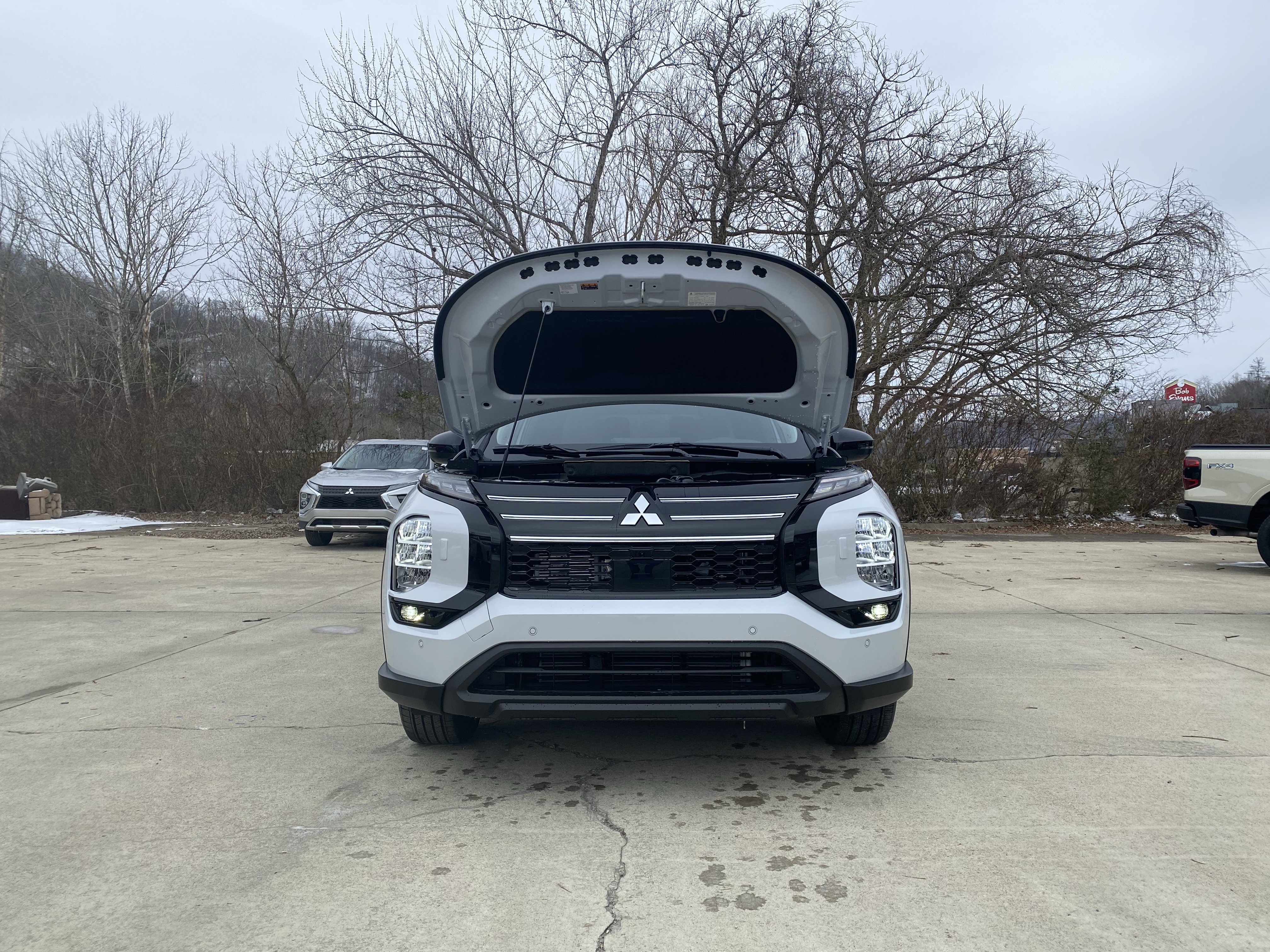 New 2026 Mitsubishi Outlander Trail Edition AWD/4WD image 35