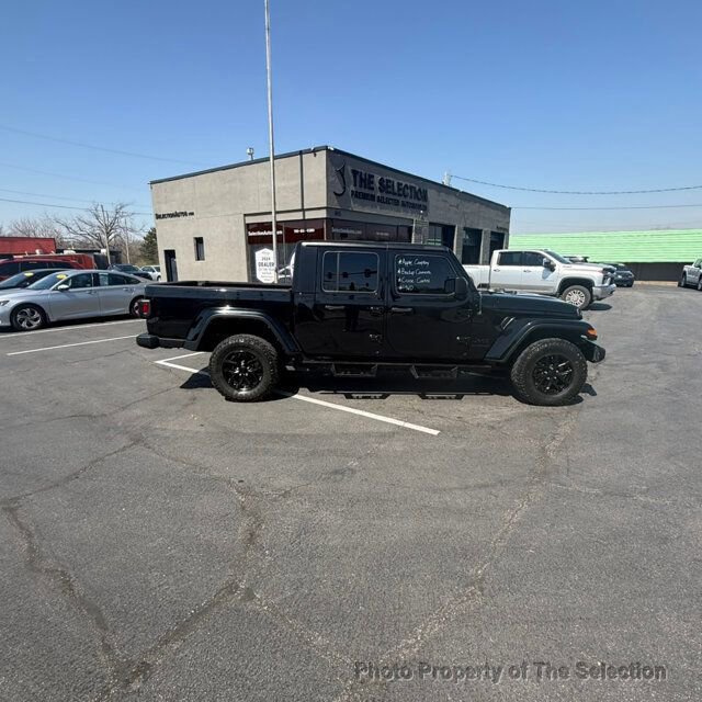 Used 2022 Jeep Gladiator Sport image 25