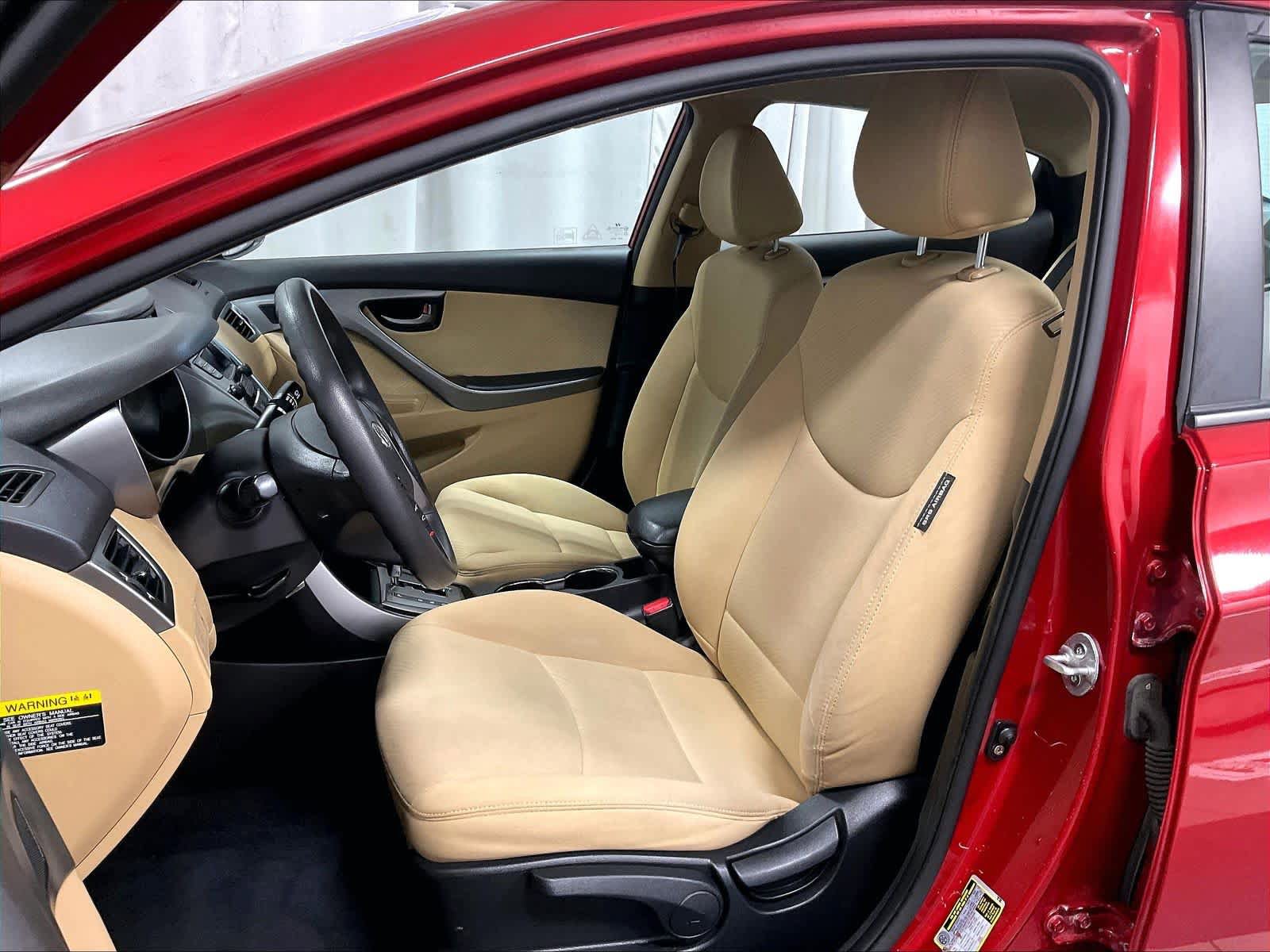 Used 2013 Hyundai Elantra GLS w/ Preferred Pkg FWD image 10