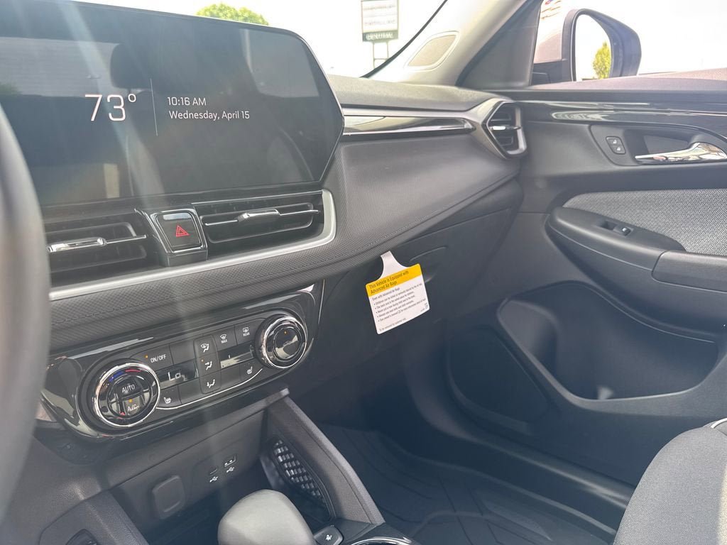 New 2026 Chevrolet TrailBlazer LT w/ Convenience Package FWD image 17