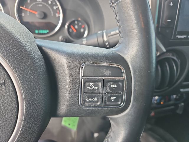 Used 2018 Jeep Wrangler Unlimited Sport w/ Connectivity Group image 18