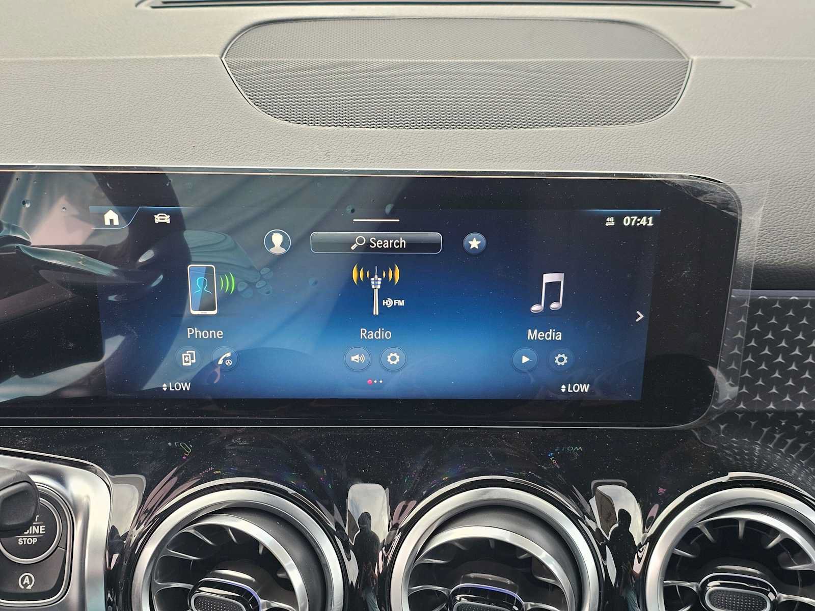 New 2026 Mercedes-Benz GLB 250 image 24