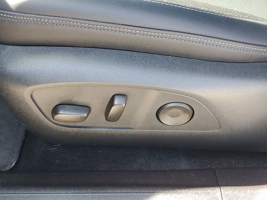 Used 2024 Chevrolet Equinox EV LT FWD image 18