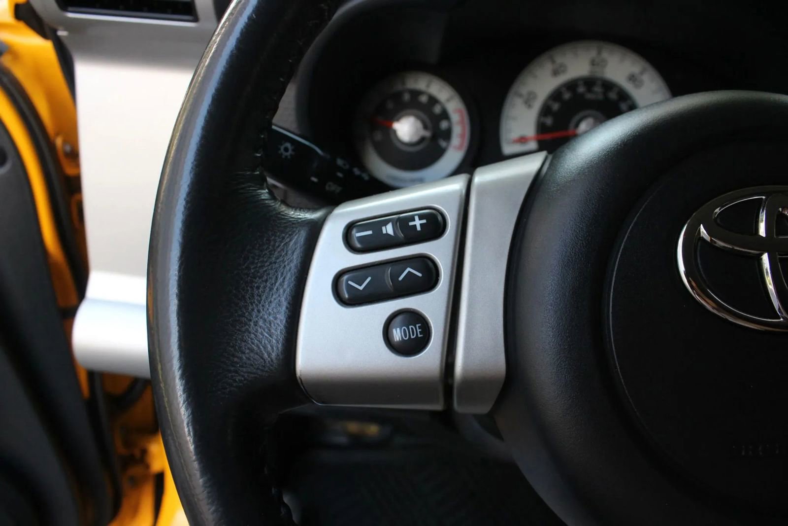 Used 2007 Toyota FJ Cruiser 4WD image 29